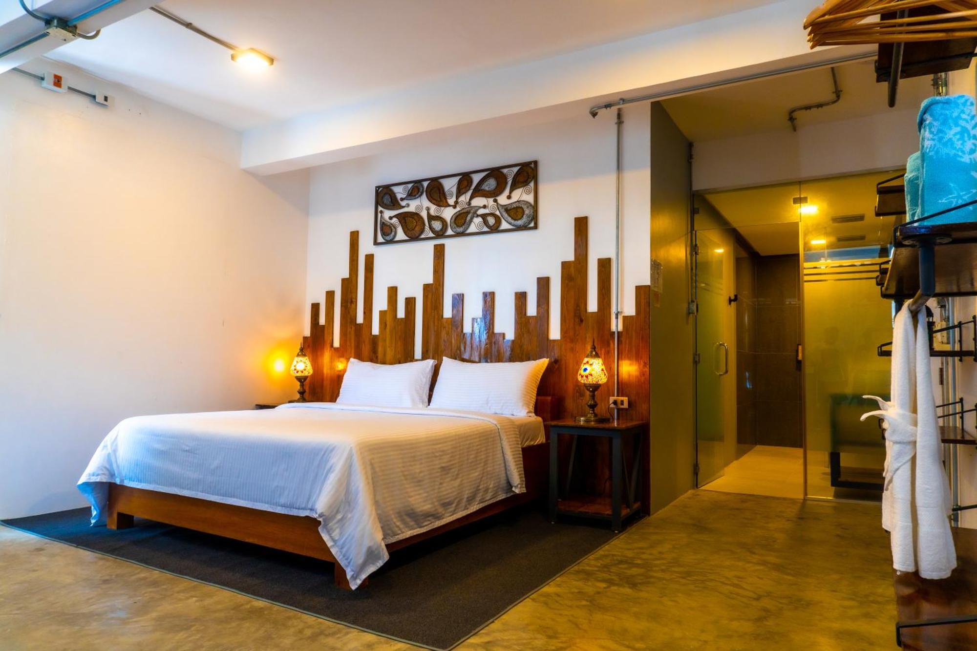 Av Suites Puerto Galera Ngoại thất bức ảnh